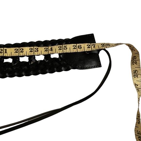 New York Company Genuine Leather Belt with Ties Size Small/Medium - Picture 5 of 6